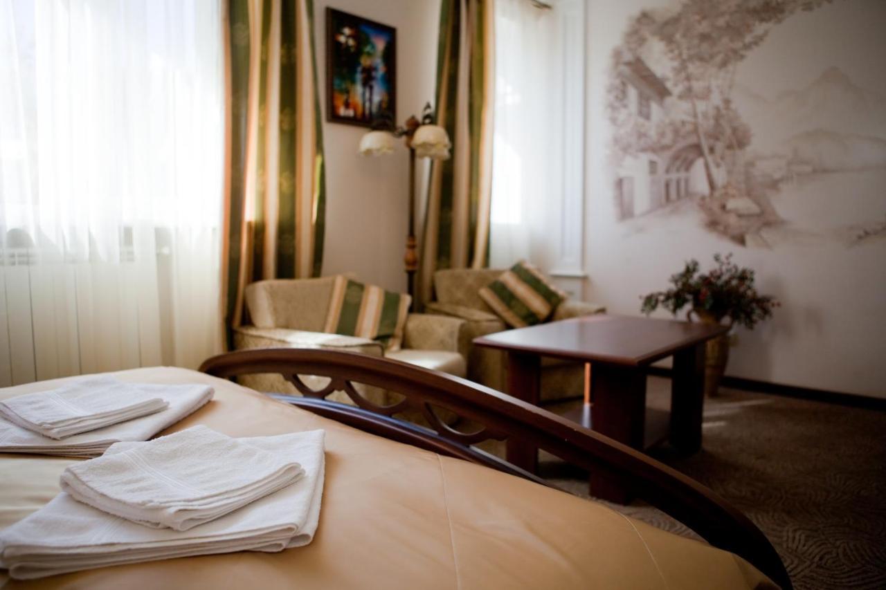 Villa Oselya Kiev Extérieur photo